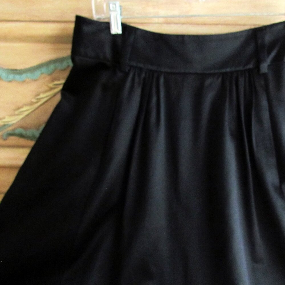 BLACK SILK SKIRT, 6, BANANA REPUBLIC SHINY BELOW-THE-KNEE w WIDE 2.5" BELT LOOPS